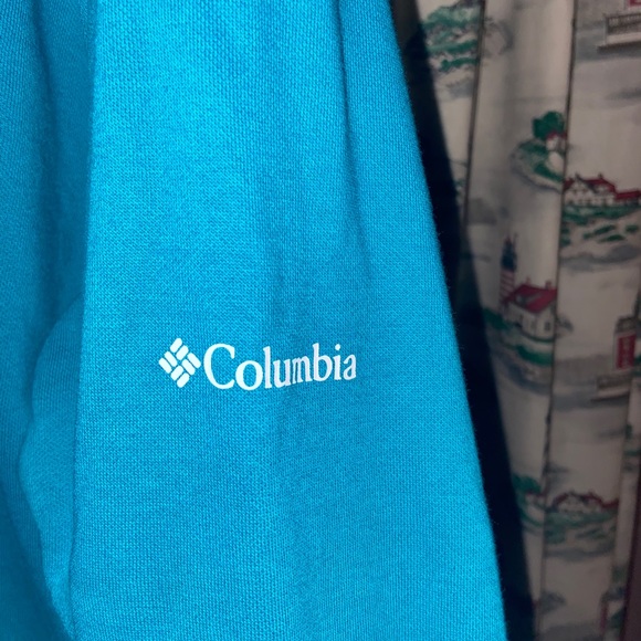 Brand New Columbia Hoodie - Picture 3 of 3